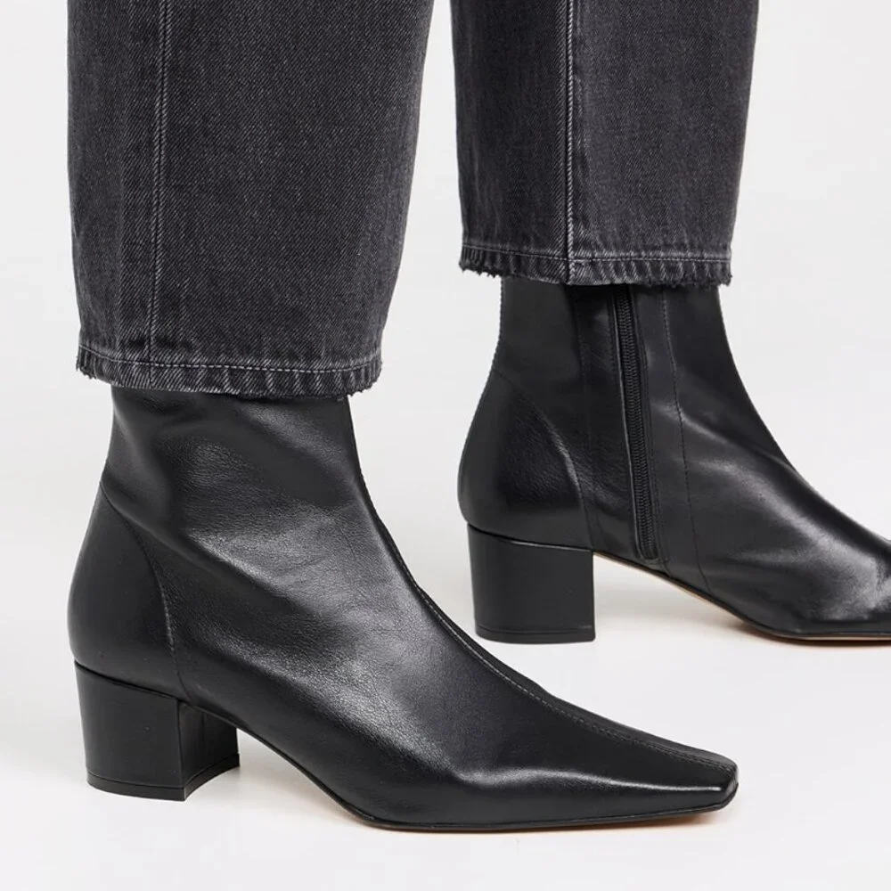 Intentionally Blank Carlton Booties, Size 38 aka 8W